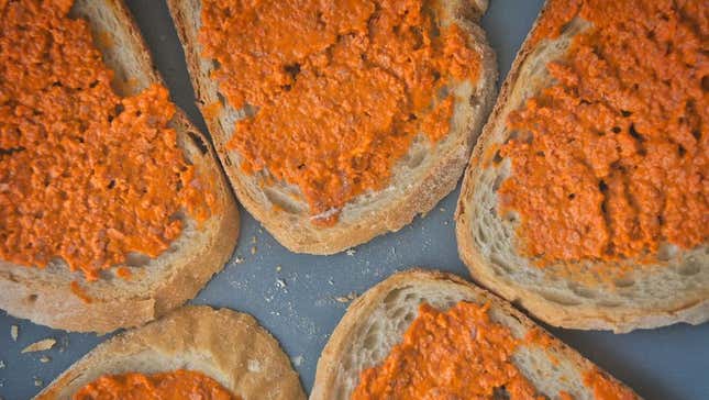 Carrot spread on bread