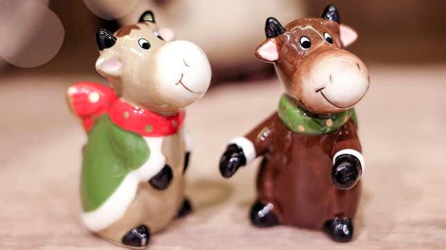 Image for article titled Nobody Wants These Food-Related Gifts